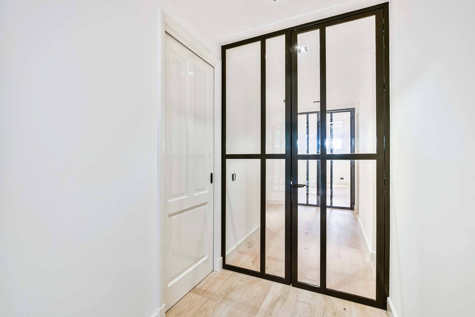 cam kapı nasıl sökülür